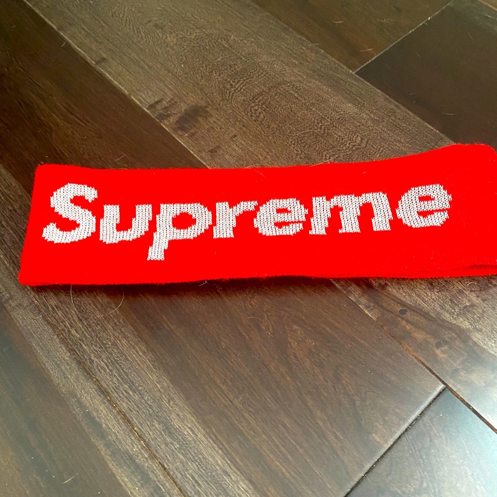 Supreme headband